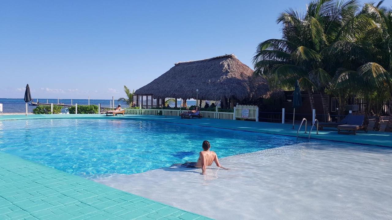 Royal Caribbean Resort San Pedro  Eksteriør billede