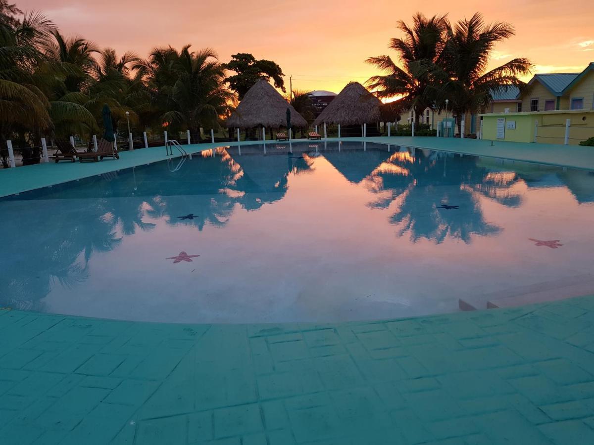 Royal Caribbean Resort San Pedro  Eksteriør billede
