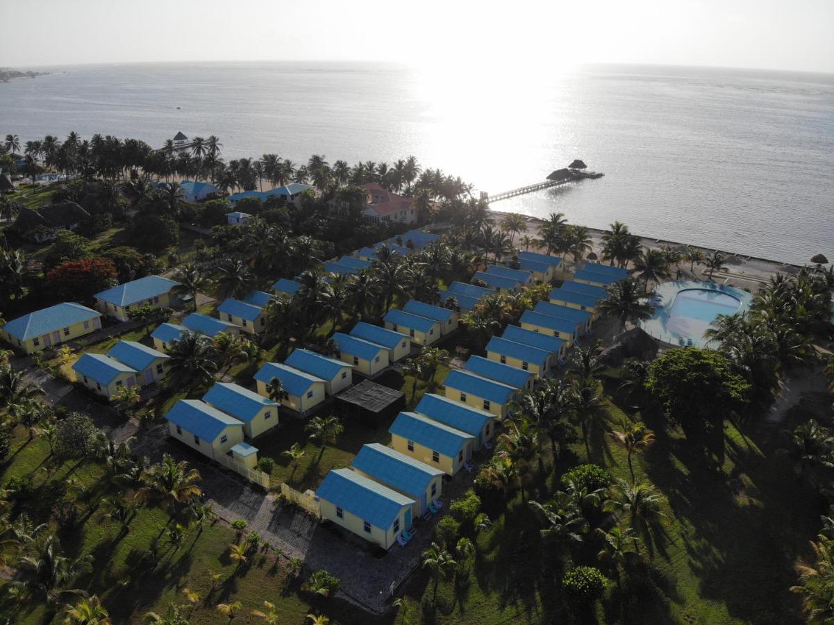 Royal Caribbean Resort San Pedro  Eksteriør billede