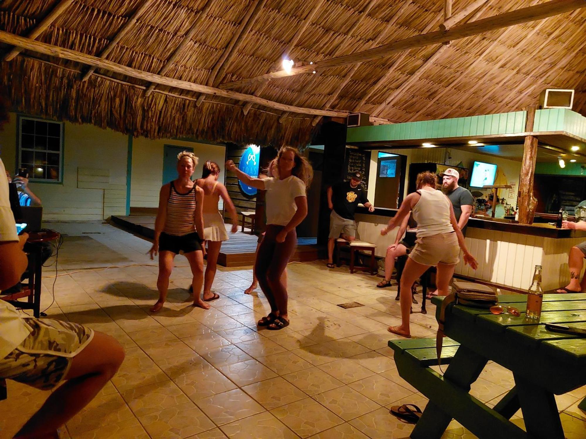 Royal Caribbean Resort San Pedro  Eksteriør billede