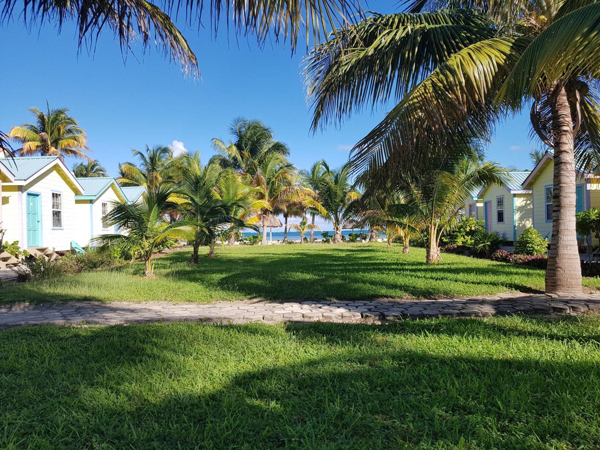 Royal Caribbean Resort San Pedro  Eksteriør billede